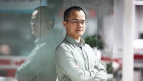 身價(jià)105億,第三次創(chuàng)業(yè)6年時(shí)間突破1000億,他的人生經(jīng)歷很“極客”